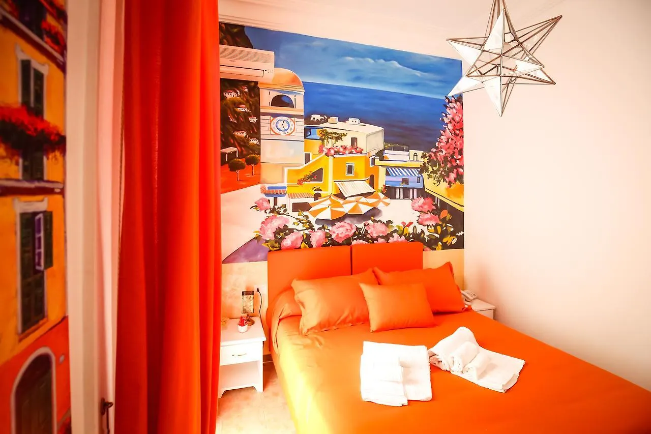 NapoliMia Hotel 4*, Napoli Italia
